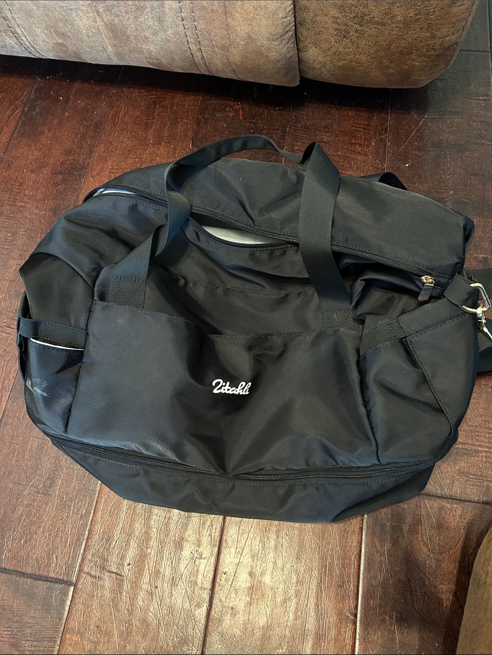 Black Men's Duffel Bag - Versatile Travel & Gym Carryall